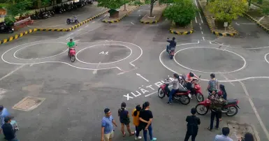 Cách đăng ký thi bằng lái xe máy online nhanh chóng để tiết kiệm thời gian