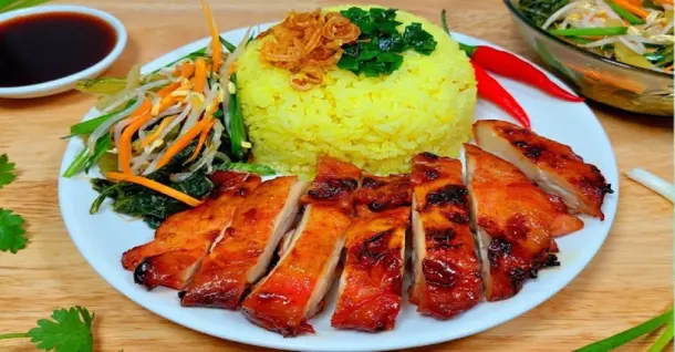 Cách làm cơm gà xá xíu bằng nồi chiên không dầu siêu tiện lợi