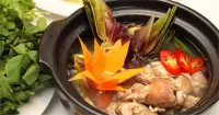 Cách làm món gà hầm hoa atiso thanh mát, bổ dưỡng tại nhà