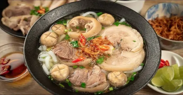 Cách nấu bánh canh thịt heo ngon chuẩn vị tại nhà