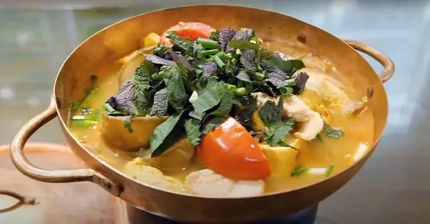 Cách nấu canh cà tím xương heo thơm ngon, thanh mát, dễ làm