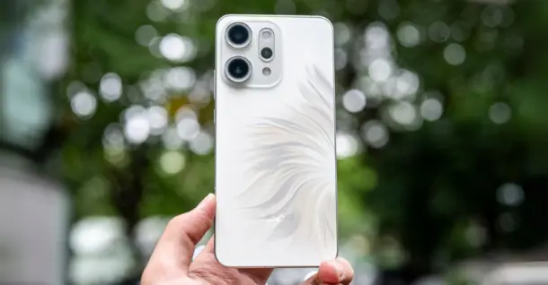 Đánh giá OPPO Reno14 Pro 5G: Thiết kế đuôi cá, camera AI ấn tượng
