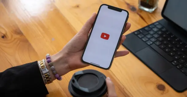 Cách dịch bình luận trên YouTube sang tiếng Việt đơn giản nhất