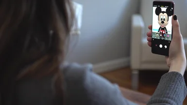 Samsung hợp tác với Disney ra mắt biểu tượng cảm xúc AR Emoji dành cho Galaxy S9 và S9 Plus