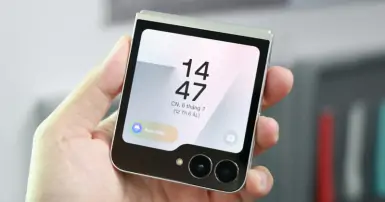Trên tay Galaxy Z Flip7 FE: Thiết kế thời thượng và hiệu năng mạnh mẽ
