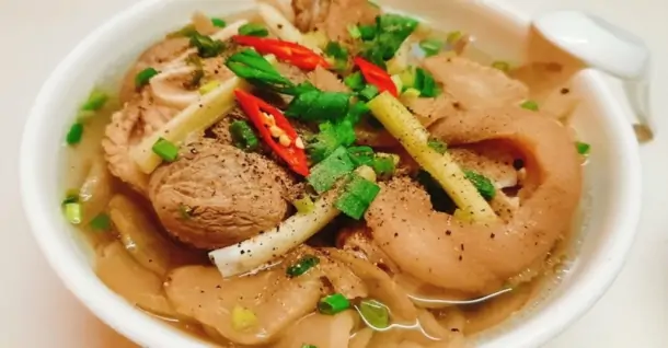Cách nấu giò heo hầm củ cải muối thơm ngon, bổ dưỡng