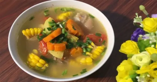 Cách nấu canh bắp hầm giò heo thơm ngon, ngọt thanh, dễ làm