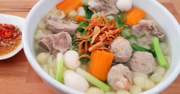 Cách nấu nui xương heo ngon chuẩn vị, nước dùng ngọt thanh