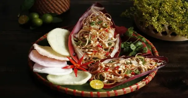 Cách làm gỏi hoa chuối tai heo giòn ngon, đậm vị tại nhà