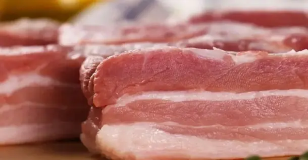 Cách cắt thịt heo nhanh đúng thớ đẹp mắt, cực đơn giản