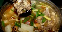 3 Cách nấu lẩu gà nấu mẻ thanh nhẹ, thơm ngon, dễ làm tại nhà