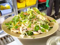 2 Cách làm gỏi gà xoài xanh chua ngọt, dễ thực hiện tại nhà