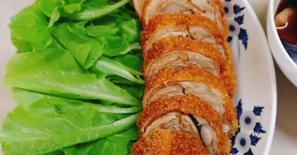 Cách làm da heo cuộn giò sống chiên giòn thơm ngon, độc đáo