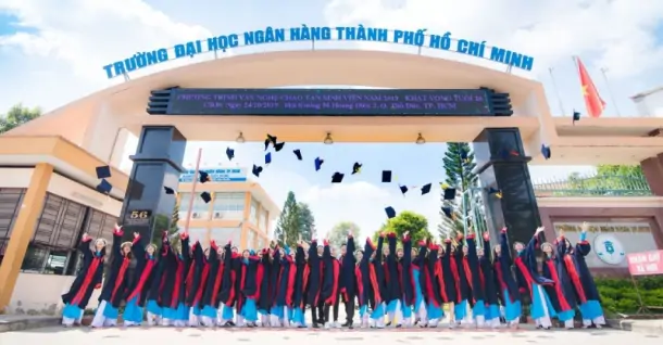 Điểm chuẩn và học phí trường Đại học Ngân hàng TP.HCM (HUB) năm 2025