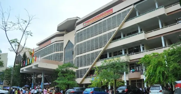 Điểm chuẩn và học phí Học viện Tài chính (AOF) năm 2025