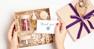 Gợi ý quà tặng 20/10 cho nhân viên nữ ý nghĩa, giúp gắn kết đội ngũ