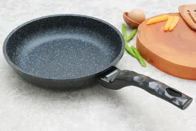 Sử dụng đồ dùng nhà bếp cần chú ý điều gì để bảo vệ sức khỏe?