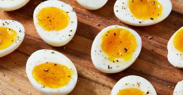 10 Cách luộc trứng lòng đào dẻo ngon, không tanh