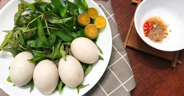 Cách luộc trứng vịt lộn ngon, chín vừa ăn