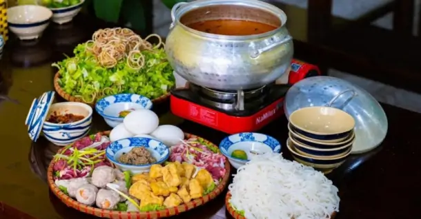 3 Cách nấu lẩu trứng vịt lộn thơm ngon, bổ dưỡng