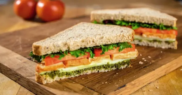 3 Cách làm bánh mì sandwich kẹp trứng xúc xích để ăn sáng