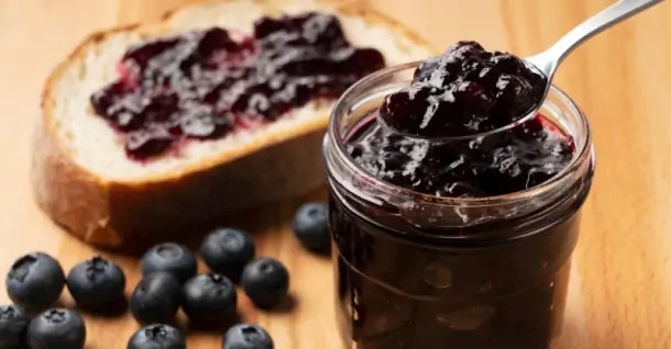 Hướng dẫn cách làm mứt việt quất ngon, dễ làm tại nhà