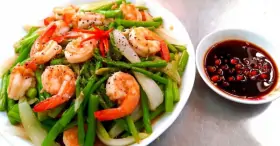 Cách xào măng tây với tôm ngon, cho bữa cơm dinh dưỡng