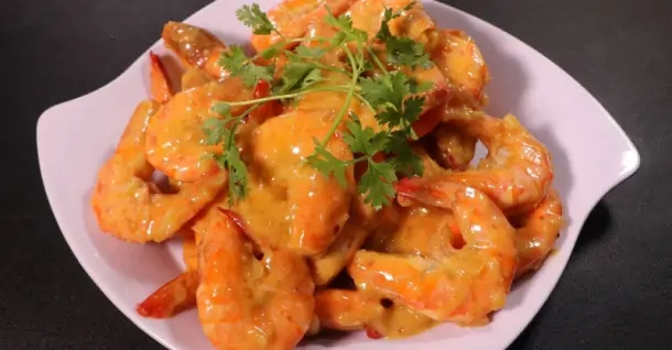 Cách làm tôm hấp sốt chanh dây thơm ngon, hấp dẫn tại nhà