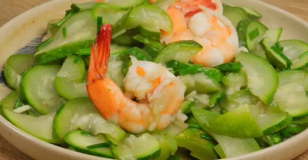 Cách nấu bầu xào tôm tươi ngon thanh mát cho cả nhà