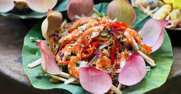 Cách làm gỏi ngó sen tôm thịt thanh đạm, thơm ngon tại nhà