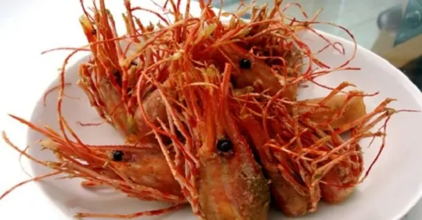 Cách chiên đầu tôm giòn rụm, cực ngon ngay tại nhà
