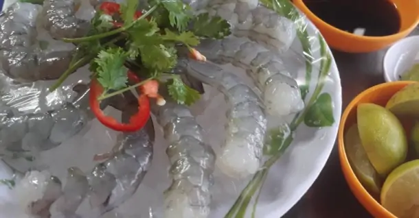Cách làm tôm sống chấm mù tạt cực ngon cho người sành ăn