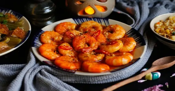 Cách làm tôm kho tàu thơm ngon, chuẩn vị miền Tây