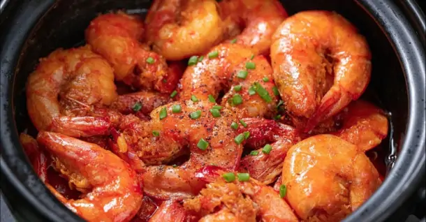 Cách làm tôm kho tộ ngon, đậm vị cho bữa cơm gia đình