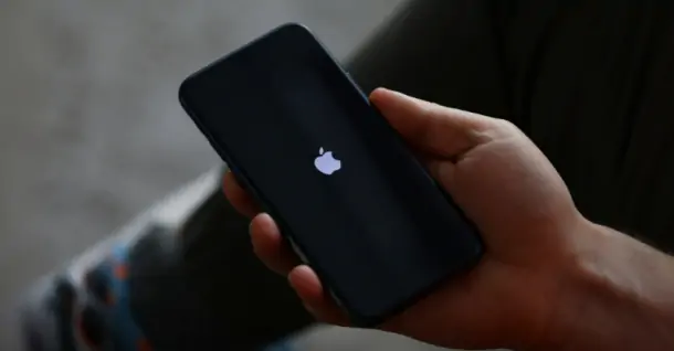 iPhone tự khởi động lại liên tục? Cách sửa lỗi cực nhanh tại nhà