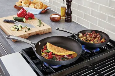 Bí quyết chiên rán thức ăn bằng chảo chống dính không bị bắn dầu