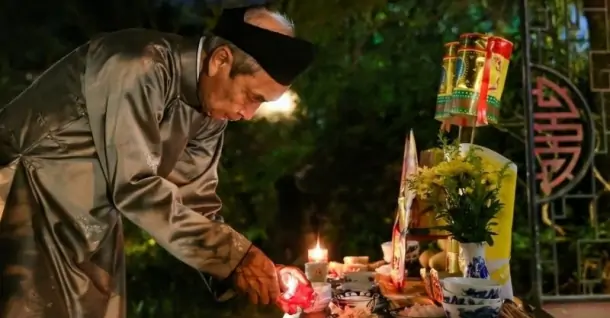 Văn khấn giao thừa trong nhà và ngoài trời năm Bính Ngọ 2026 chuẩn, chi tiết