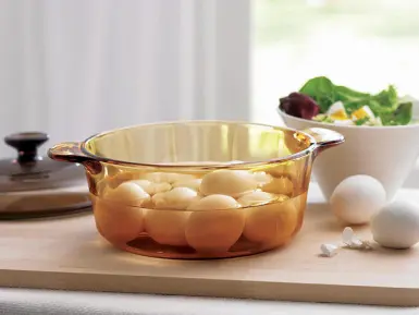 Vì sao phải sử dụng nồi thủy tinh để nấu ăn?