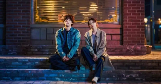 We Are All Trying Here: Cuộc chiến tìm lại giá trị bản thân