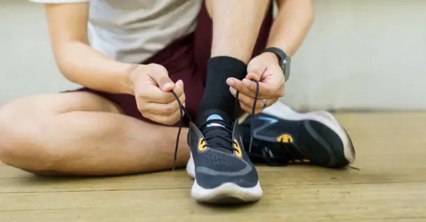 8 cách buộc dây giày đẹp, không bị tuột dễ thực hiện