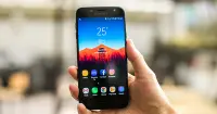 Galaxy J4 ch&iacute;nh thức giới thiệu tại Việt Nam: M&agrave;n h&igrave;nh Super AMOLED, gi&aacute; b&aacute;n 3,79 triệu đồng