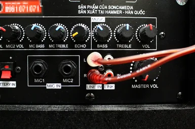 Hướng dẫn cách kết nối loa kéo với smart tivi để hát karaoke tại nhà