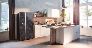 Tủ lạnh Hitachi side by side cao cấp với thiết kế cửa tự động độc đáo, chạm mở đầy phong cách