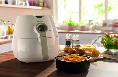 Nên chiên thức ăn bằng chảo hay nồi chiên không dầu?