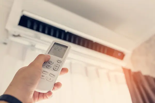 Làm gì khi máy lạnh không nhận tín hiệu từ remote?