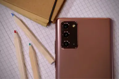 Top 5 điện thoại 3 camera sau chụp hình đẹp hot nhất