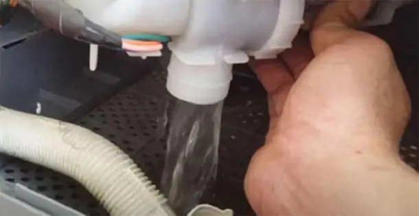 Cách sửa lỗi máy giặt không đóng van xả nước hiệu quả