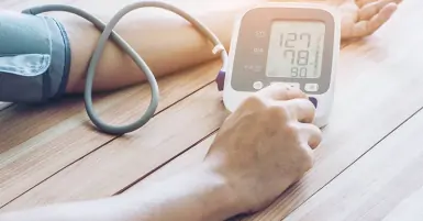 Cách sử dụng máy đo huyết áp bắp tay