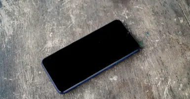 Màn hình điện thoại bị đen - Nguyên nhân và cách khắc phục hiệu quả