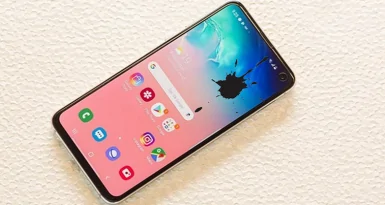 Màn hình điện thoại bị chảy mực có sao không và cách khắc phục